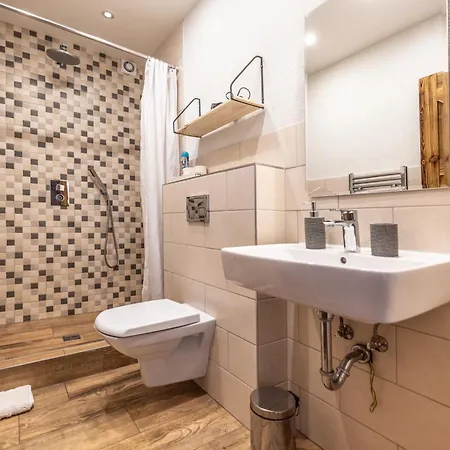 Family Tree Rekreacny Dom Liptovsky Mikulas